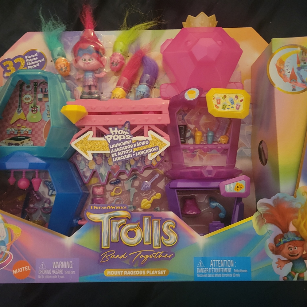Mattel Blue and Pink Action Figures Playset